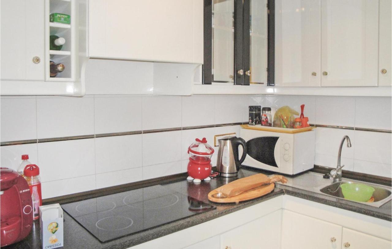 2 Bedroom Nice Apartment In Guardamar Del Segura Εξωτερικό φωτογραφία